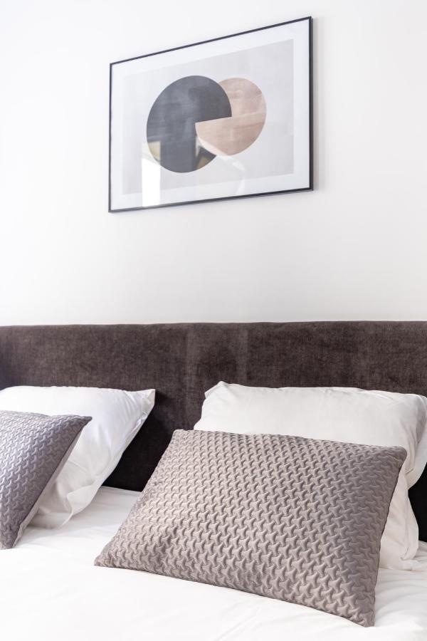Hsh Ballu - Saint-Lazare Cosy Studio Apartment Paris Ngoại thất bức ảnh